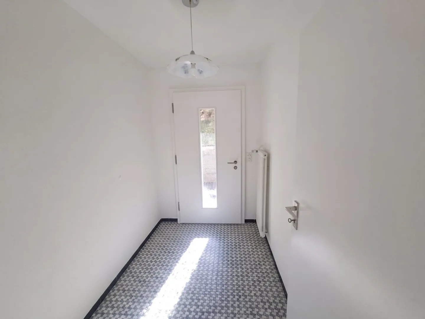 Geräumiges 5.5-Zimmer Einfamilienhaus mit Aussicht in Seewen - Photo 11 of 13