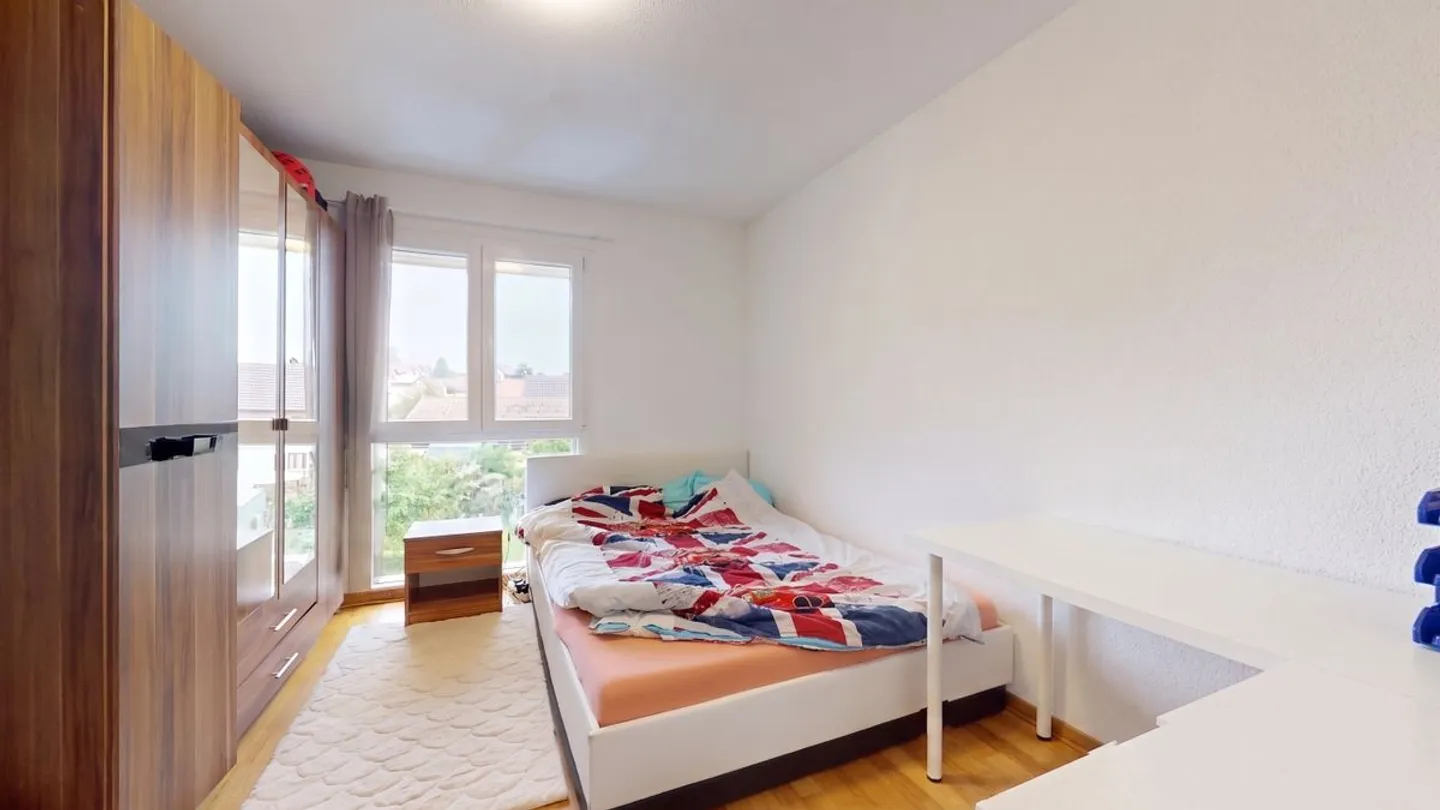 Appartement spacieux avec balcon - Photo 7 sur 10