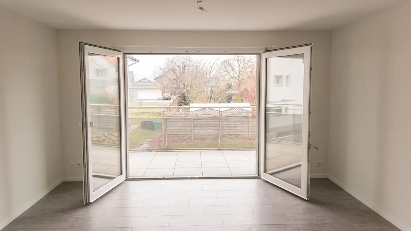 Appartamento luminoso di 2,5 locali con balcone - Foto 3 di 9