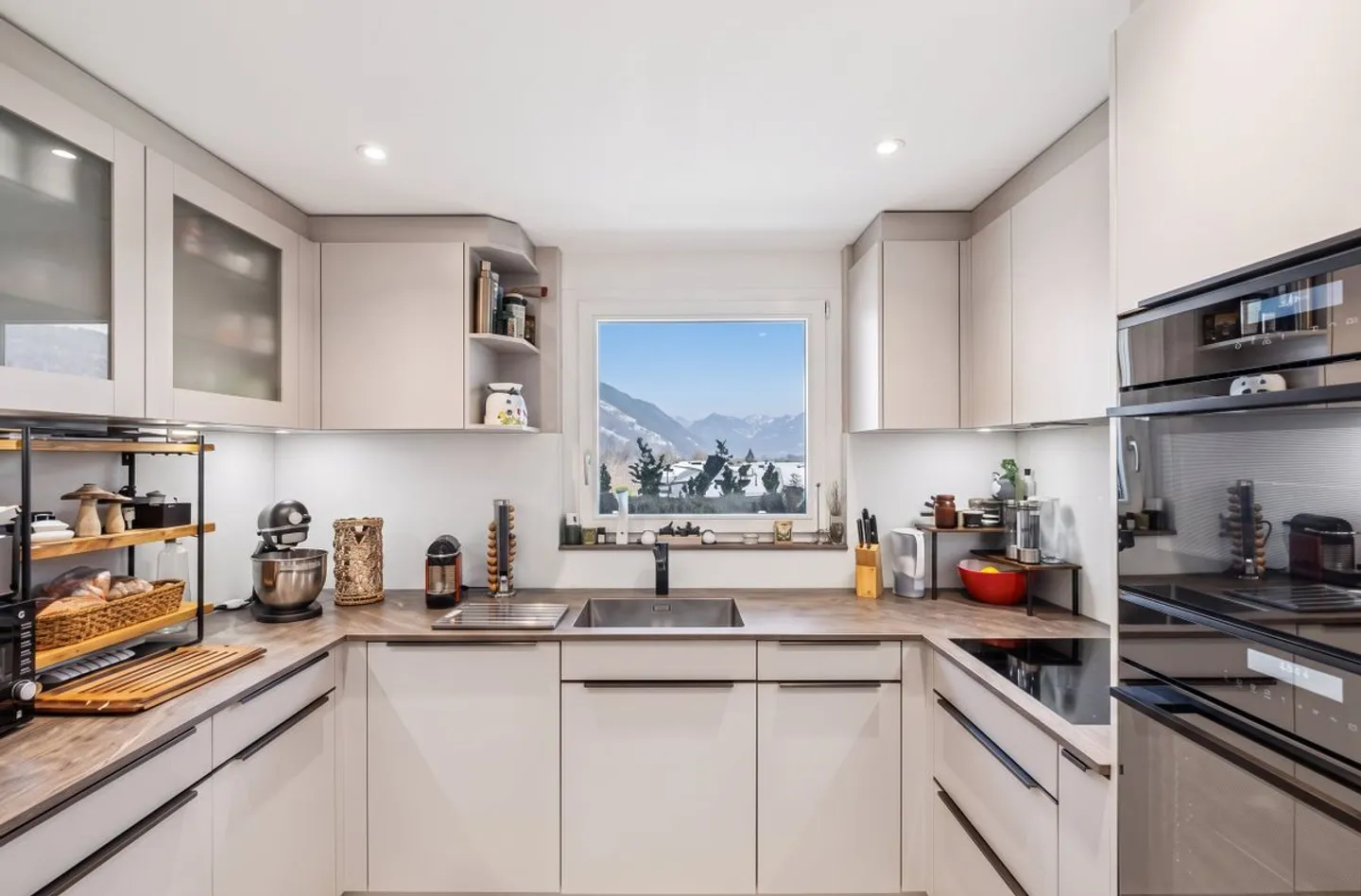 Charmante Wohnung mit Bergblick - Foto 4 von 5