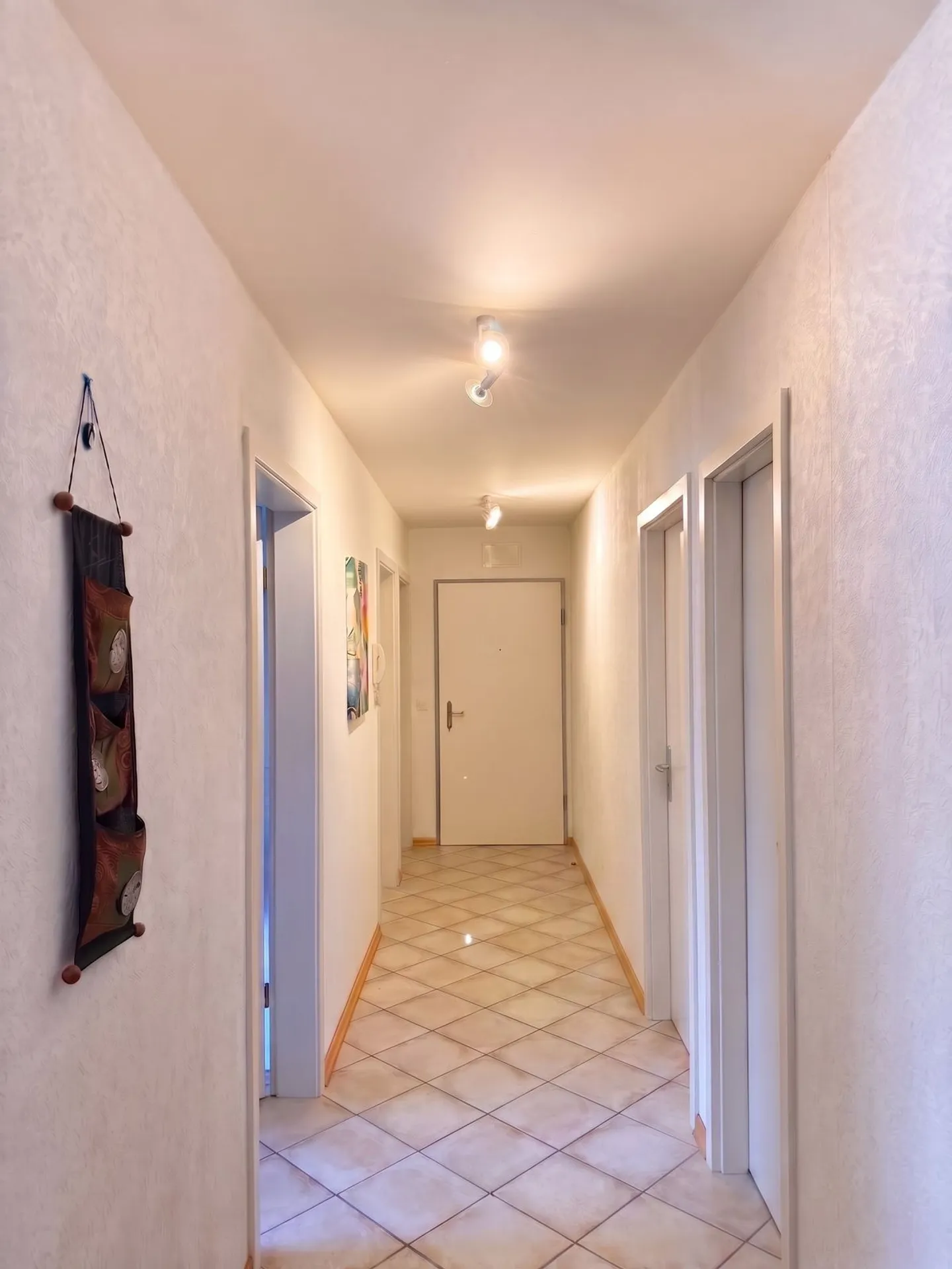 Appartement Charmant avec Jardin Privatif - Photo 9 sur 11