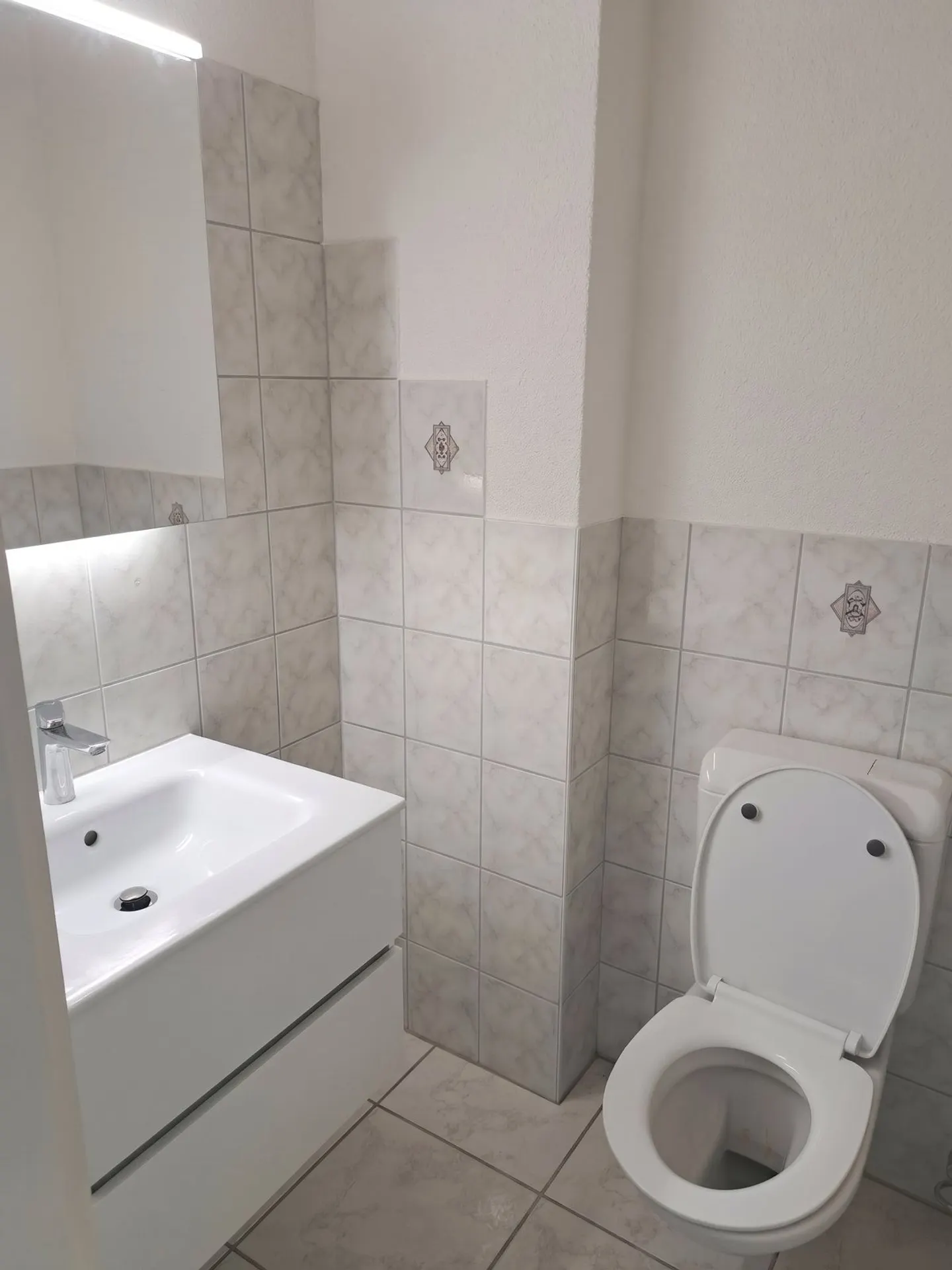 Zweistöckiges Raumwunder in Bremgarten: 6.5-Zimmer-Maisonette mit beheiztem Pavillon & Bastelraum - Photo 11 sur 11