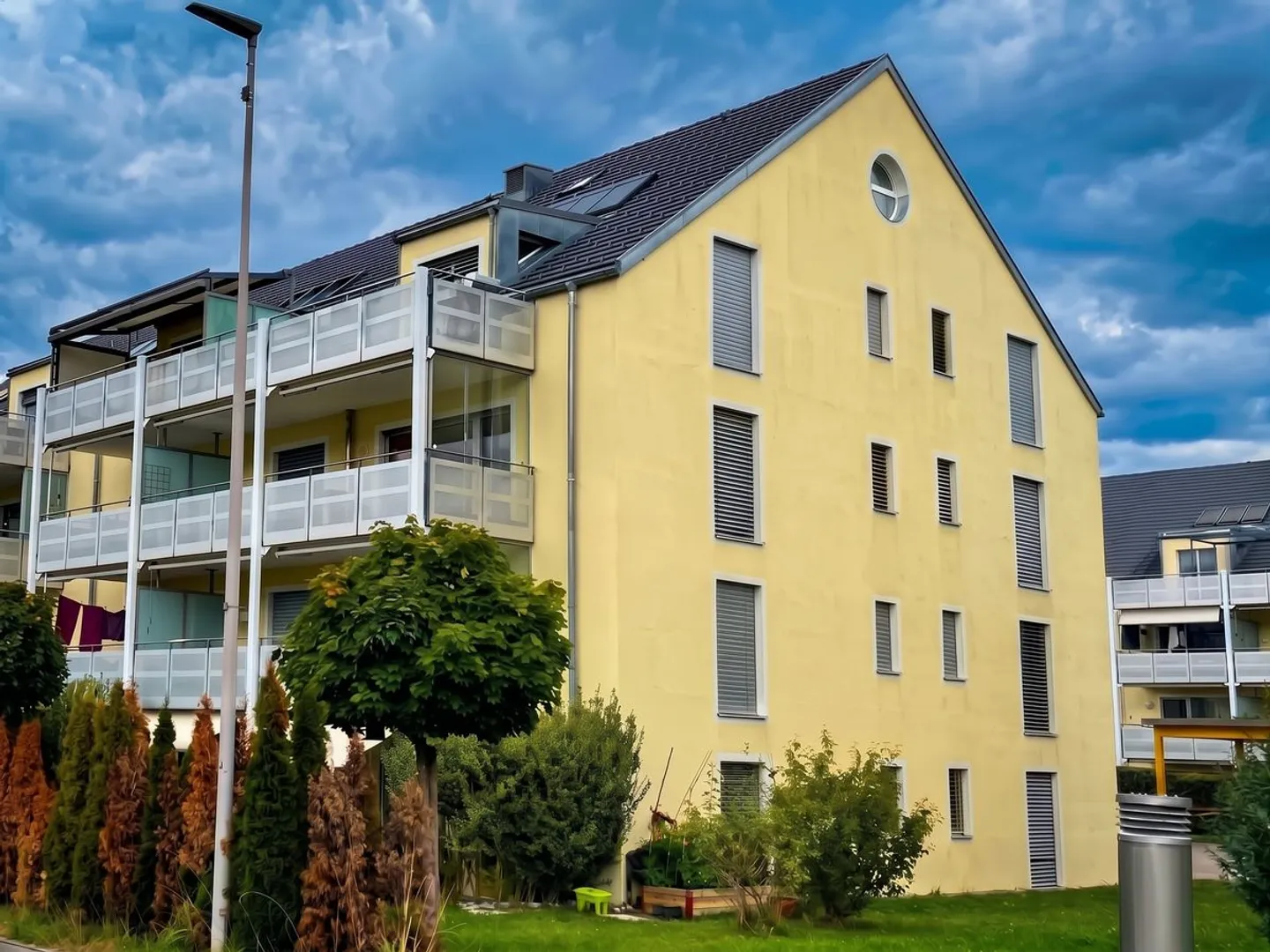 MODERNE - CALME - GRAND BALCON ET ENFANTS AMIS! - Photo 2 sur 5