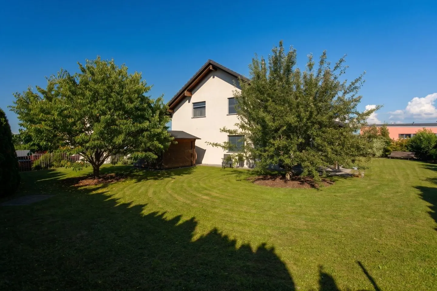 Luxury detached villa with panoramic views - Photo 1 of 6