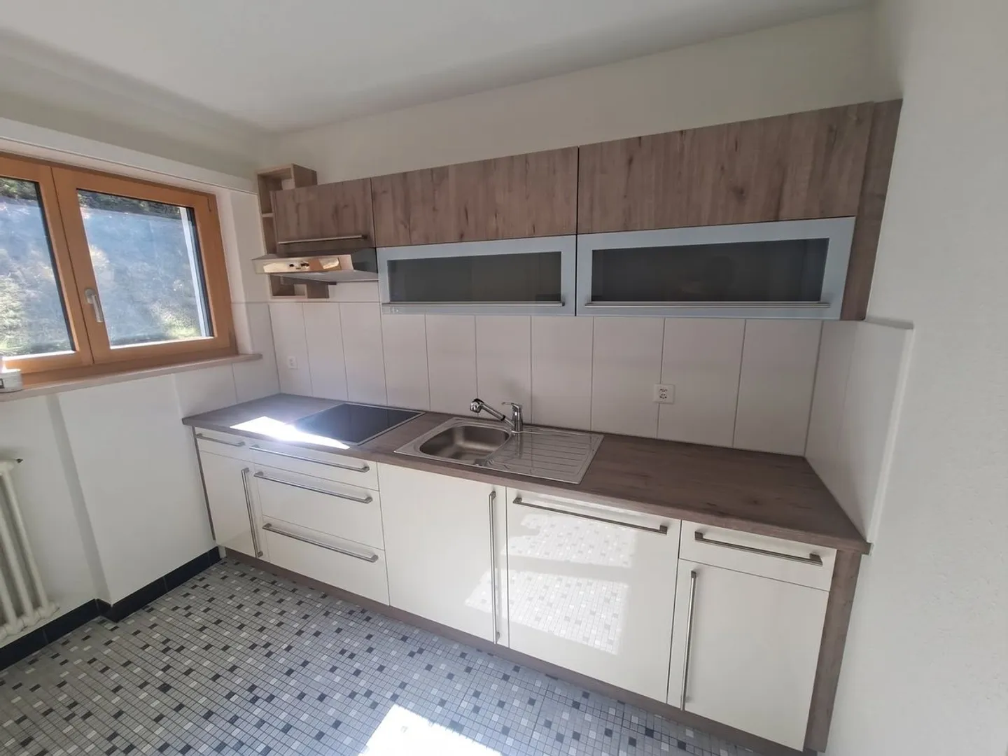 Geräumiges 5.5-Zimmer Einfamilienhaus mit Aussicht in Seewen - Photo 8 of 13