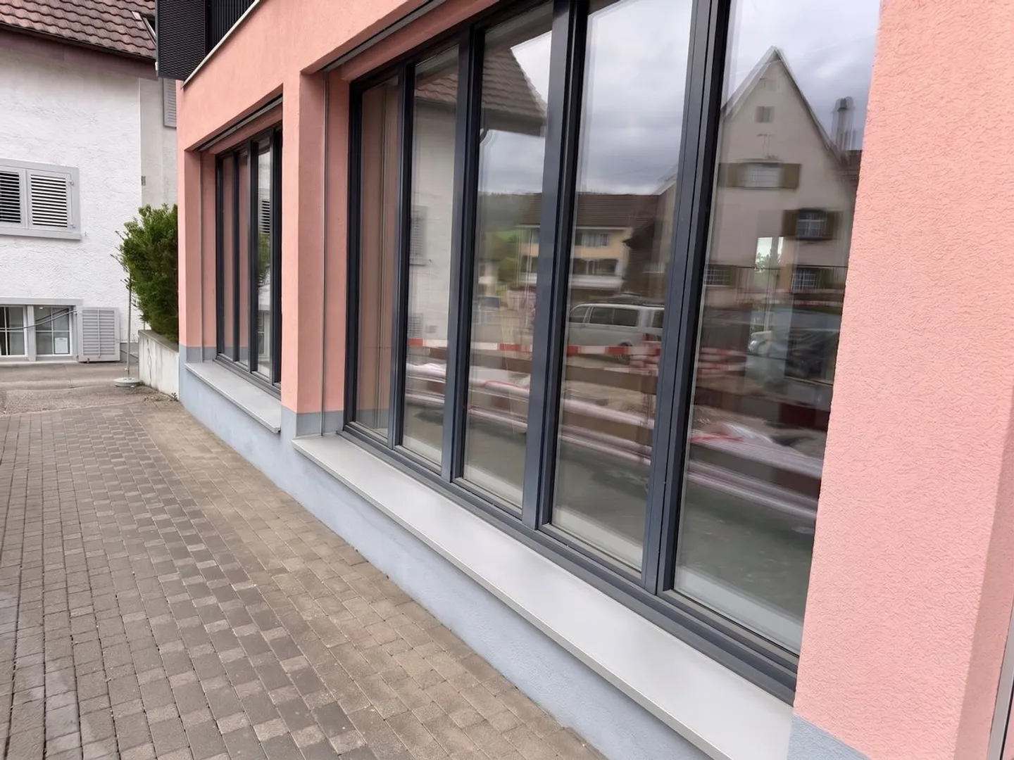 Votre nouveau site commercial - locaux commerciaux modernes avec potentiel | Loyer sur demande - Photo 8 sur 9