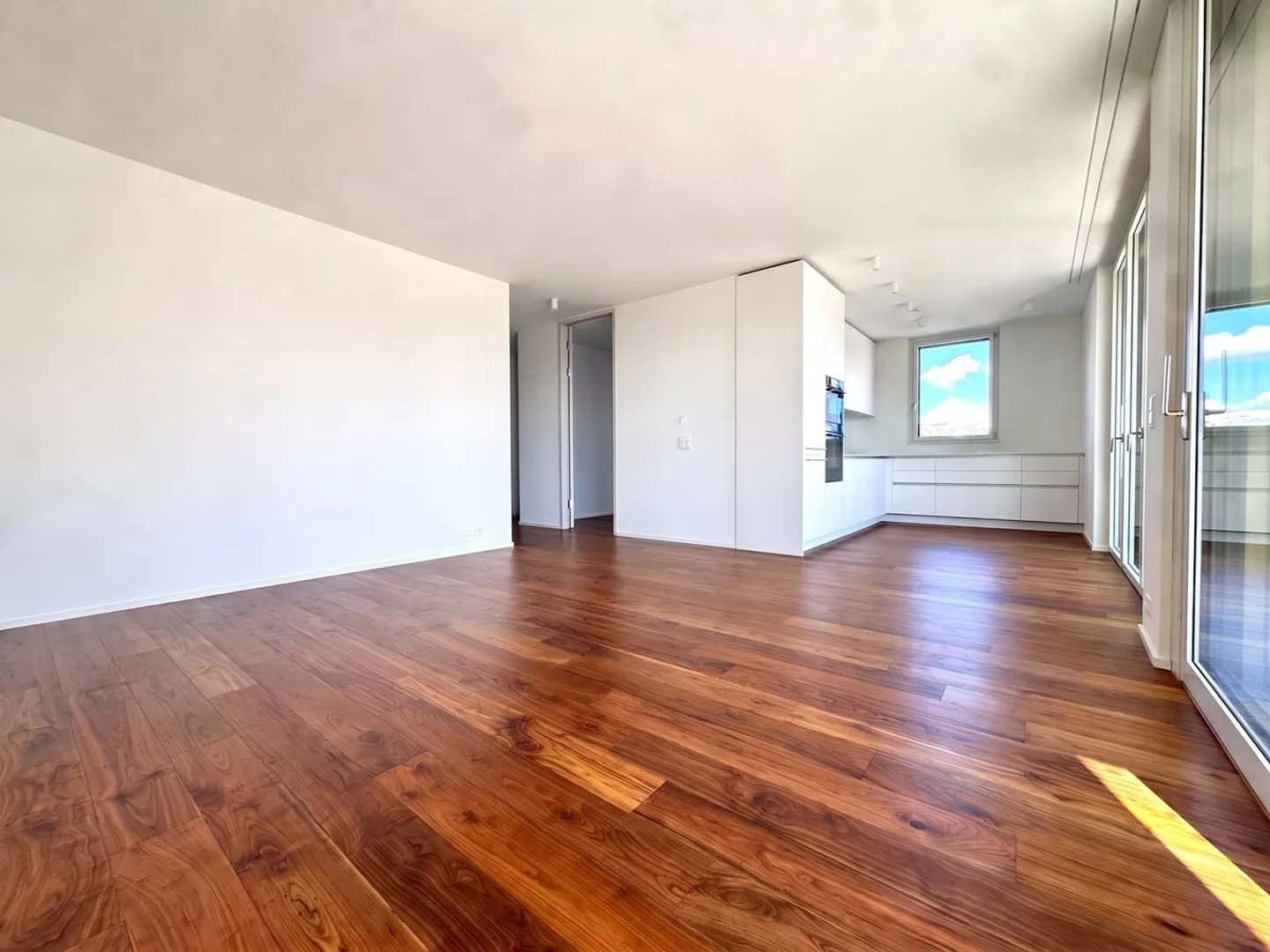 First occupancy, exclusive penthouse apartment with a view in Cham - Photo 5 of 9