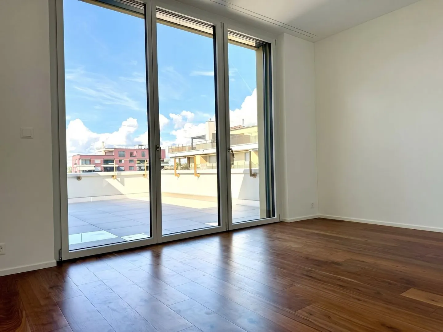First occupancy, exclusive penthouse apartment with a view in Cham - Photo 7 of 9