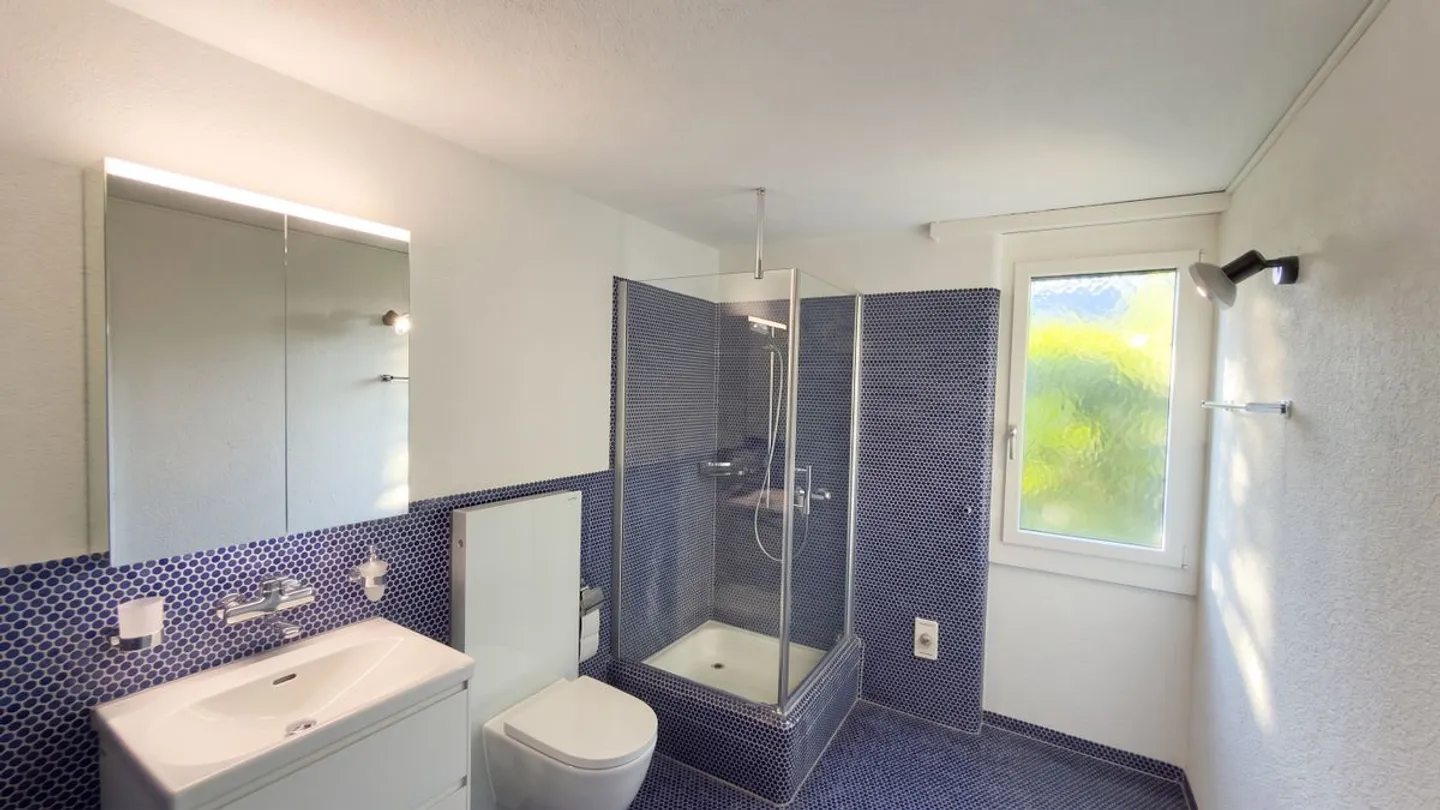 Maison individuelle spacieuse de 6,5 pièces à louer à Niederhasli - Photo 7 sur 7