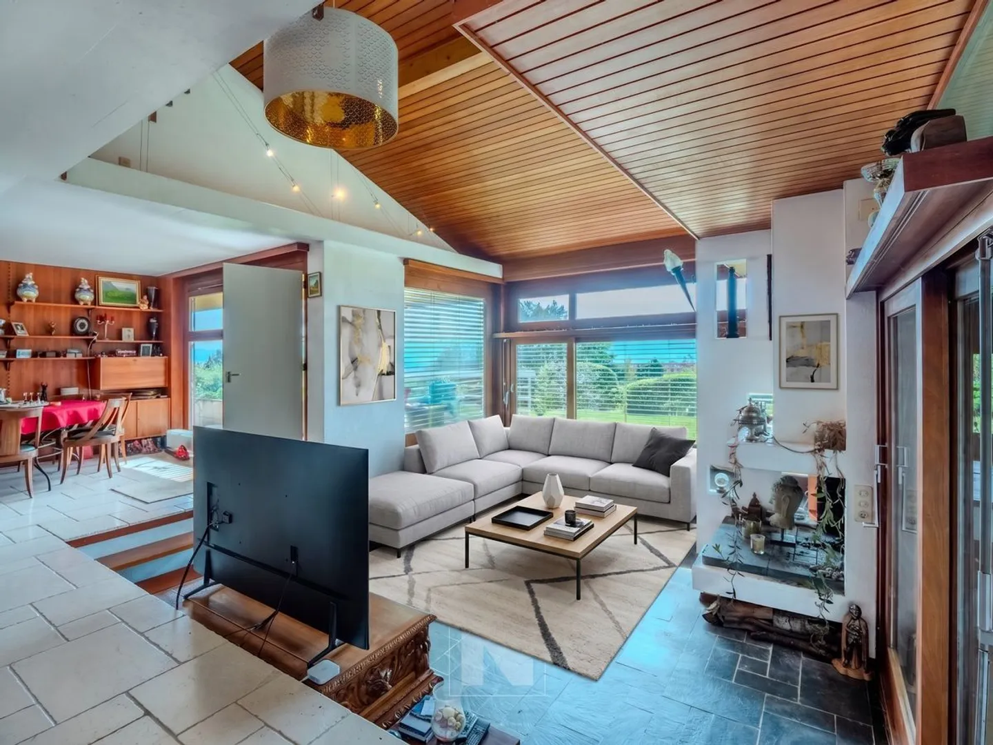 Einfamilienhaus mit Panoramablick auf den See in Denens - Foto 3 von 13