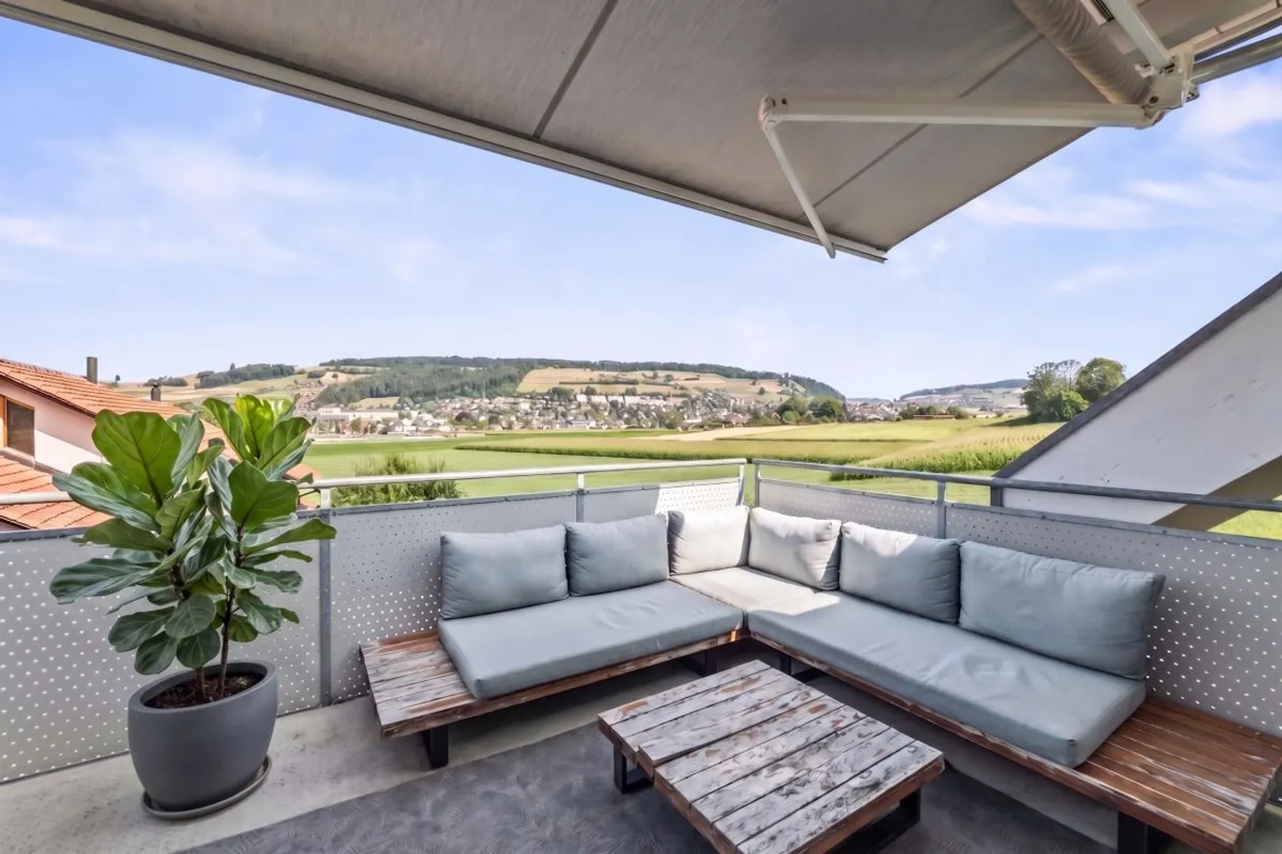 Wunderschöne Maisonette mit Terrasse - Foto 1 von 13