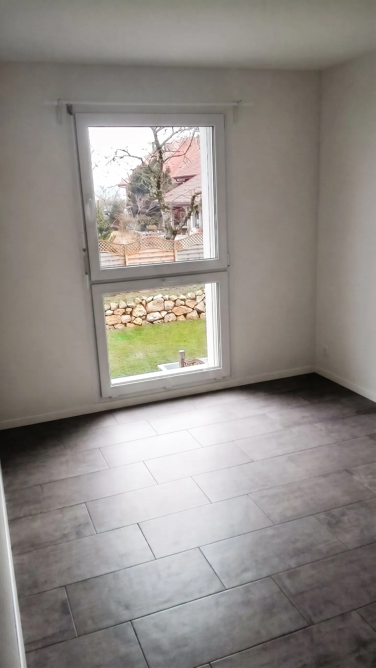 Appartamento luminoso di 2,5 locali con balcone - Foto 5 di 9