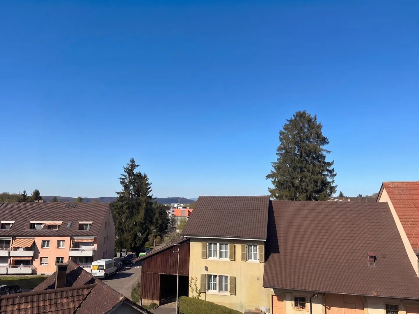 BRIGHT ATTIC APARTMENT WITH BRAND NEW KITCHEN - NOW CHF 100 CHEAPER! New: CHF 1,750/month (+ CHF 340 NK) - Photo 7 of 12