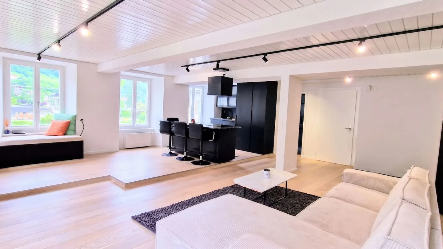 Charming Apartment in Hätzingen Glarus Süd - Photo 1 of 9