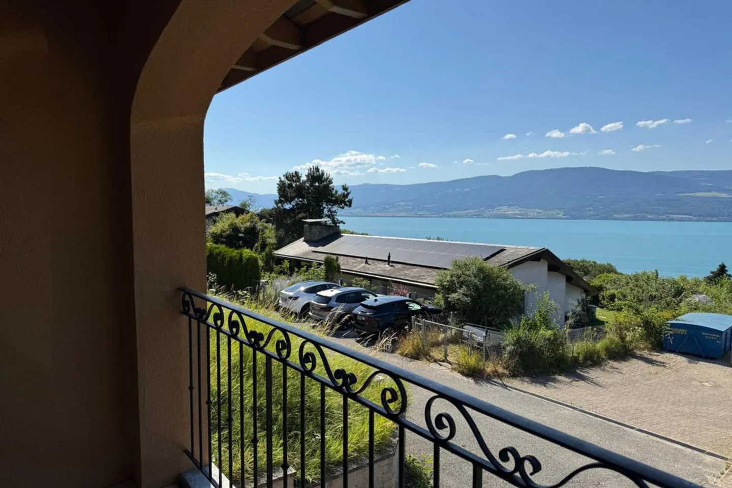Villa Moderna con Vista Panoramica sul Lago - Foto 7 di 12