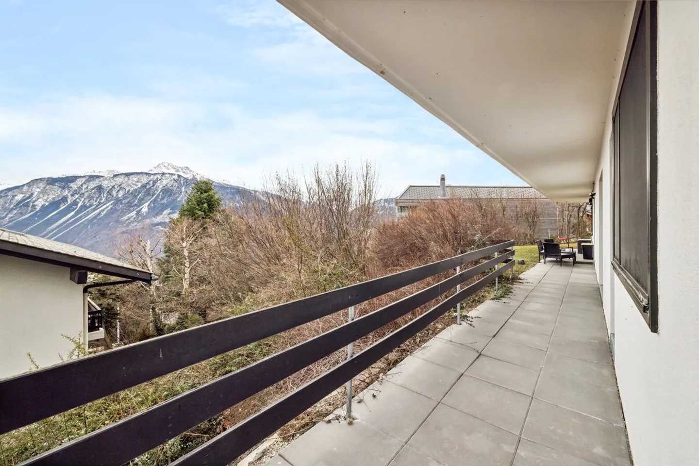 Ampio appartamento di 3,5 locali con terrazza e terreno privato a Mollens, comune di Crans-Montana - Foto 5 di 5