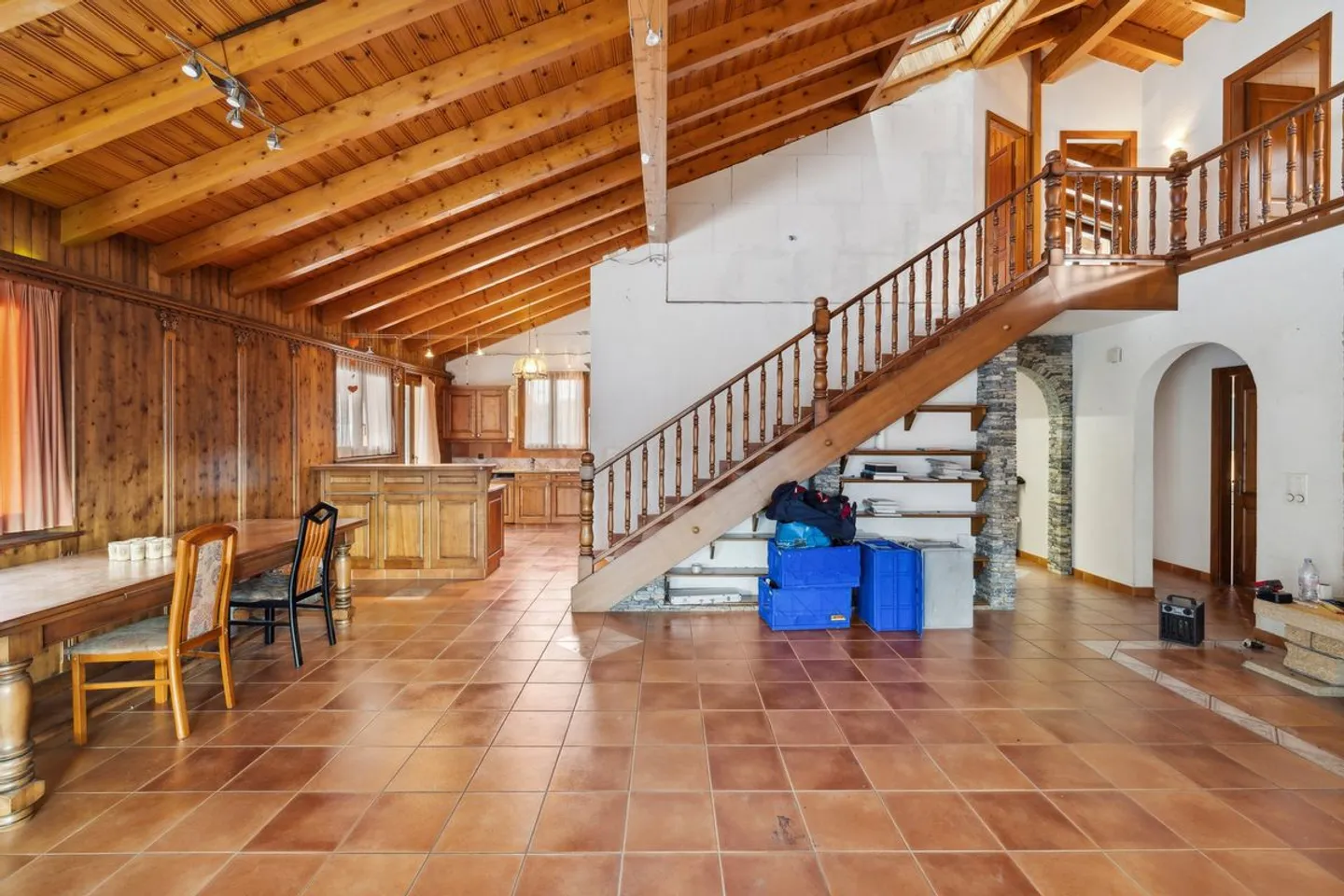PRIVILEGED LOCATION FOR THIS INDIVIDUAL HOUSE TO RENOVATE - Photo 3 of 6