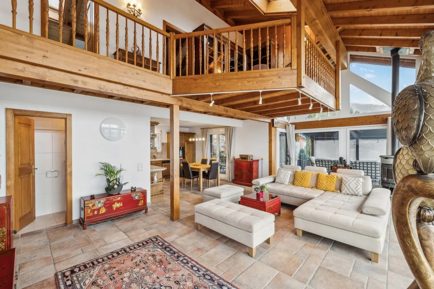 Villa con piscina e vista mozzafiato sulle montagne - Foto 3 di 7