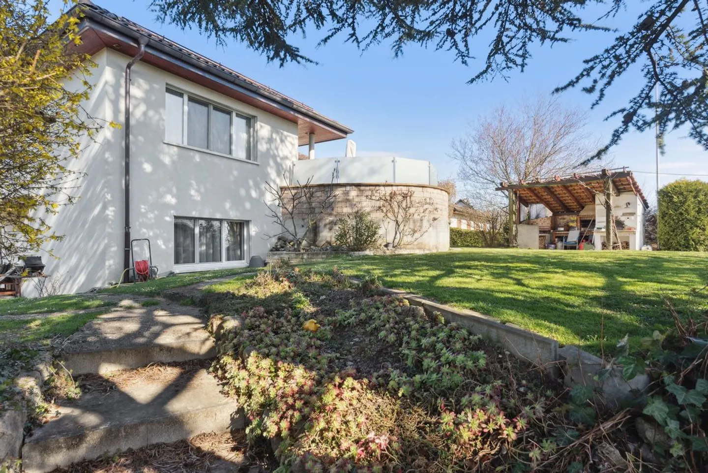 RARE! GRANDE CASA CON 2 UNITA' - Foto 1 di 5