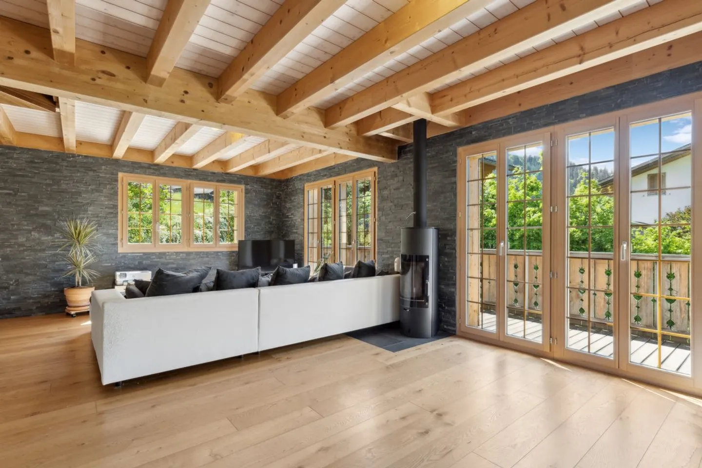 Chalet da sogno in affitto in posizione privilegiata - Foto 7 di 8