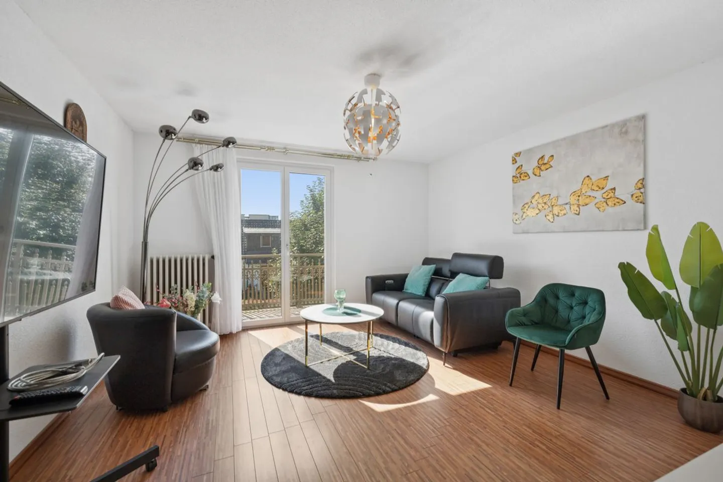 Oasi multigenerazionale con giardino da sogno e spazio per idee - Foto 4 di 7