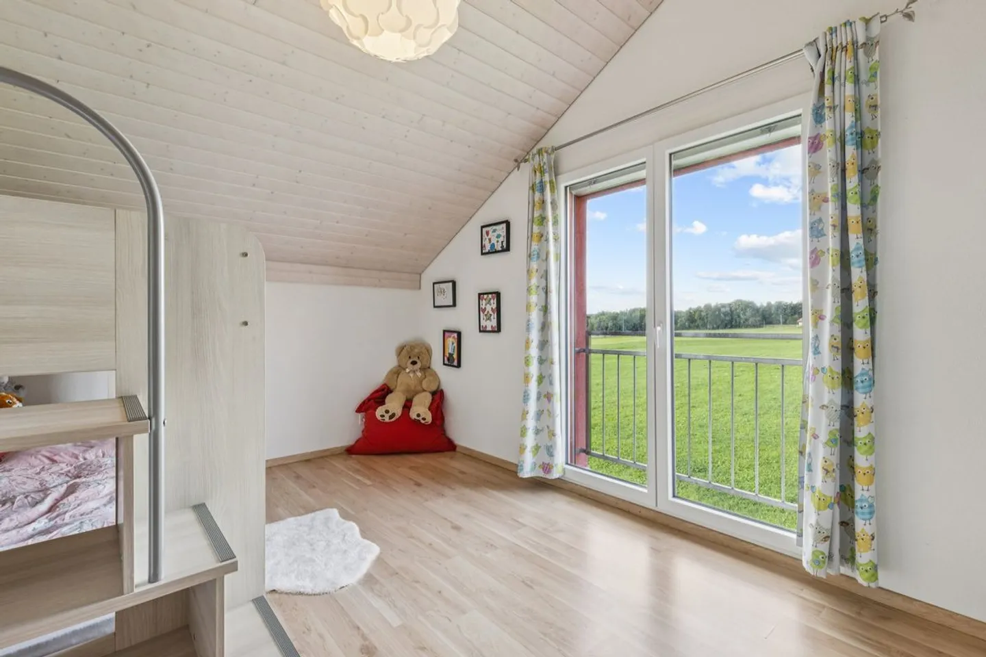 Clever investieren in Semsales - 2 Wohnungen, 9 Zimmer, 1.000 Projekte - Foto 8 von 13