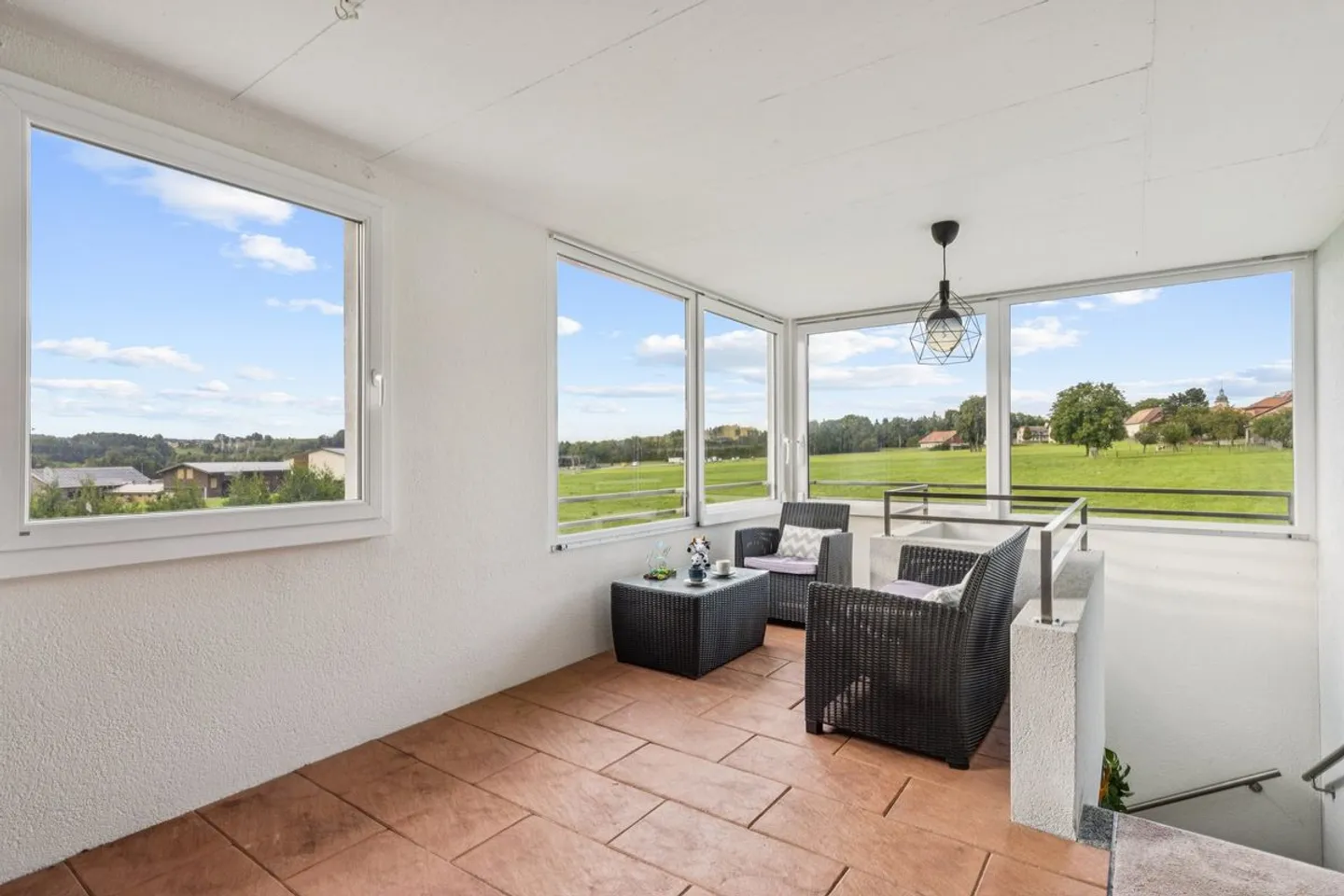 Clever investieren in Semsales - 2 Wohnungen, 9 Zimmer, 1.000 Projekte - Foto 4 von 13