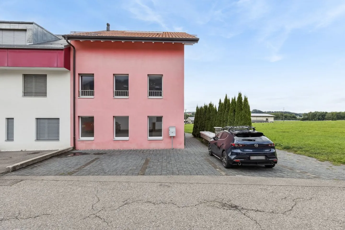 Clever investieren in Semsales - 2 Wohnungen, 9 Zimmer, 1.000 Projekte - Foto 3 von 13