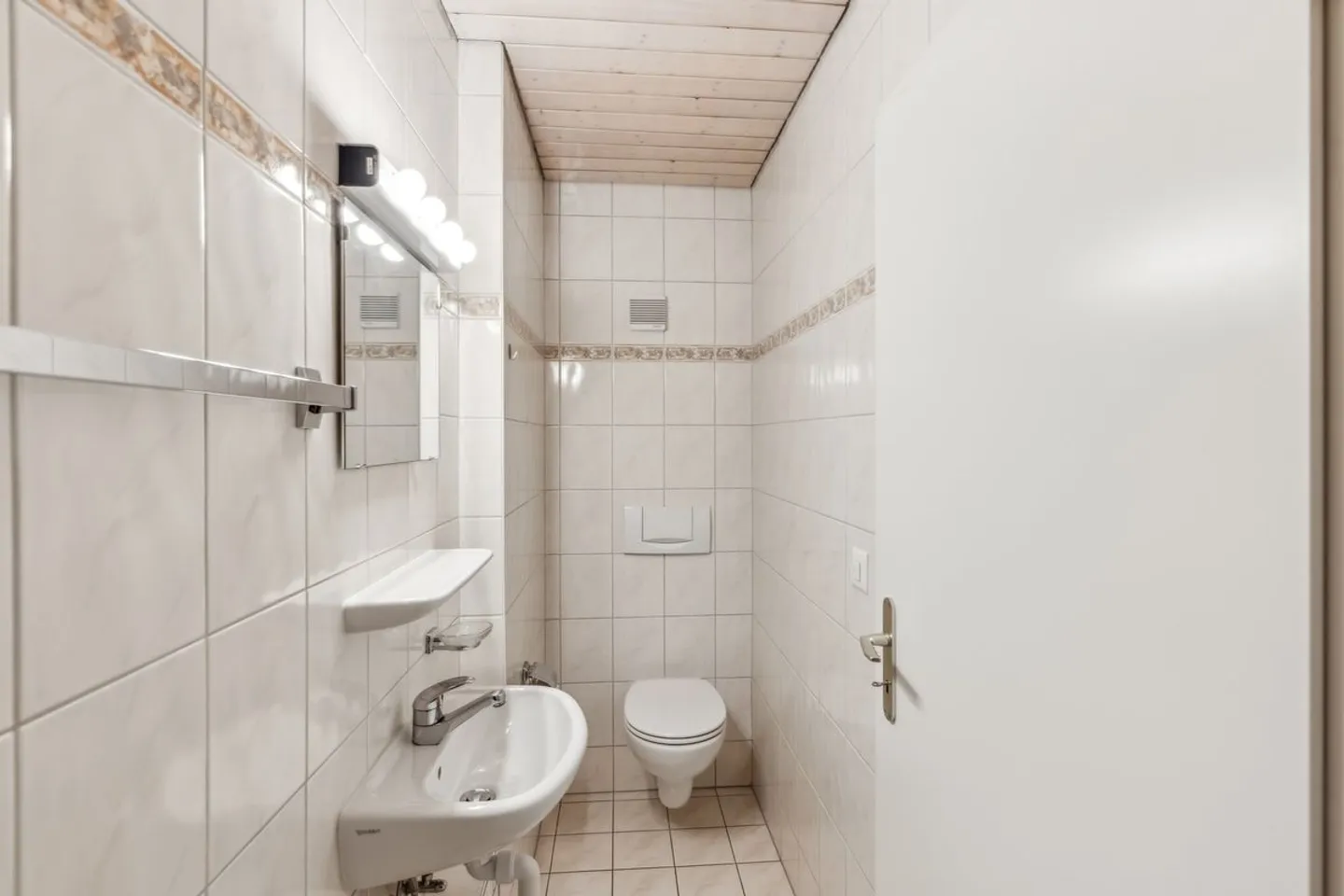 Superbe attique traversant de 110 m² à Penthaz - Photo 9 sur 10