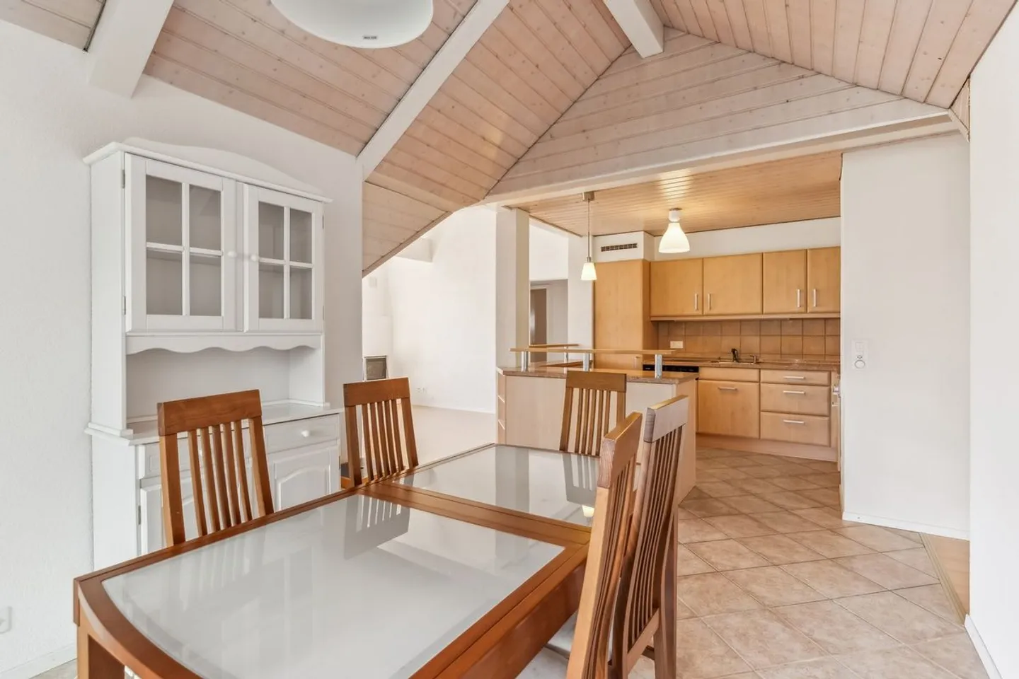 Superbe attique traversant de 110 m² à Penthaz - Photo 4 sur 10