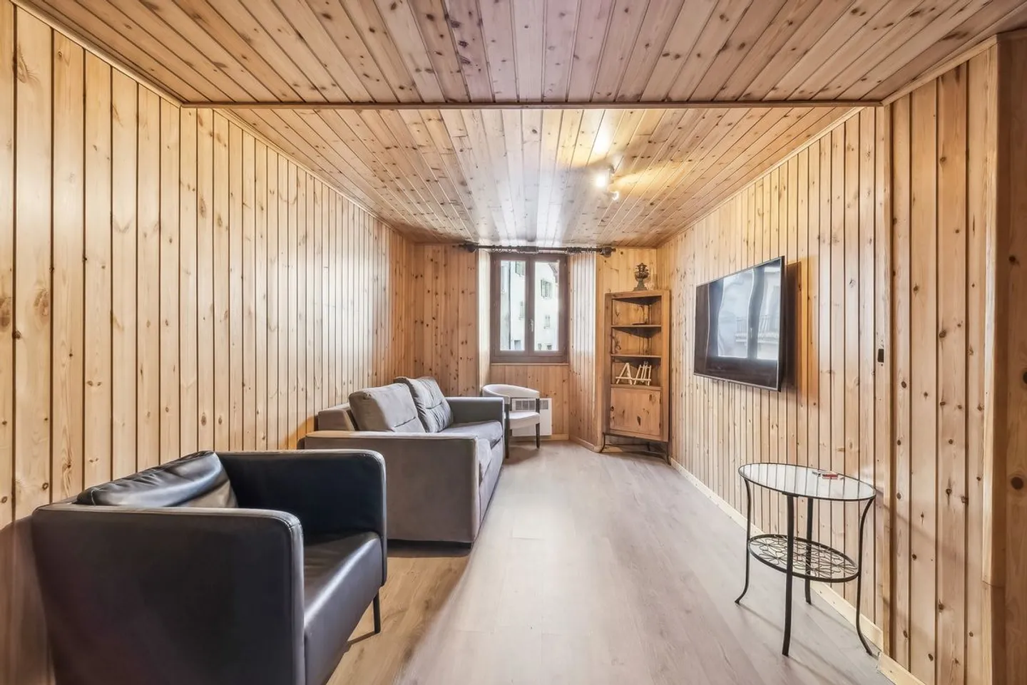 Semi-detached house in Sembrancher - Key location - Photo 4 of 10