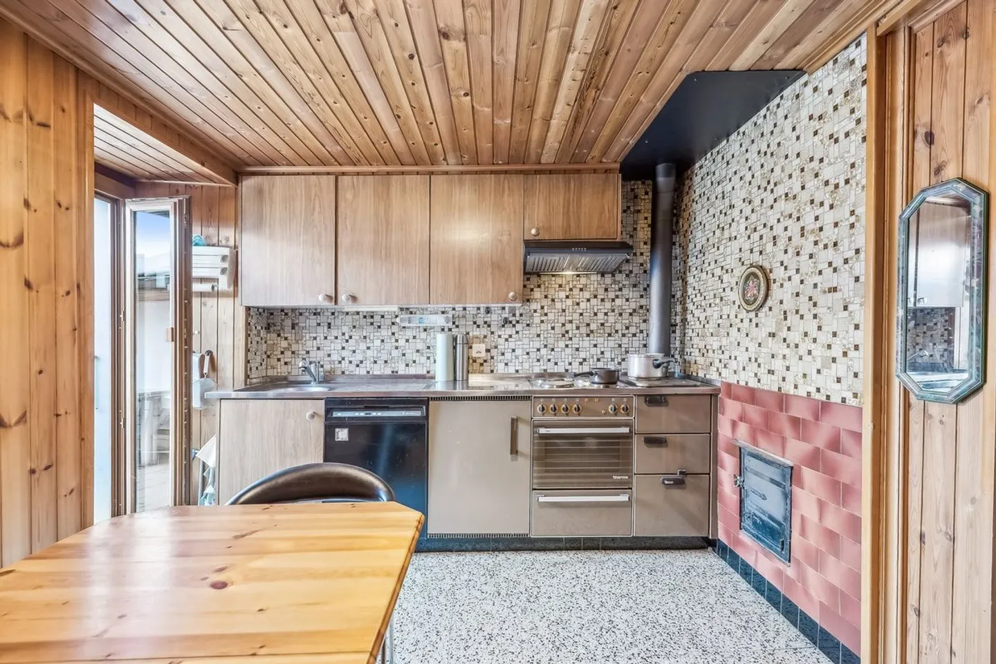 Semi-detached house in Sembrancher - Key location - Photo 9 of 10