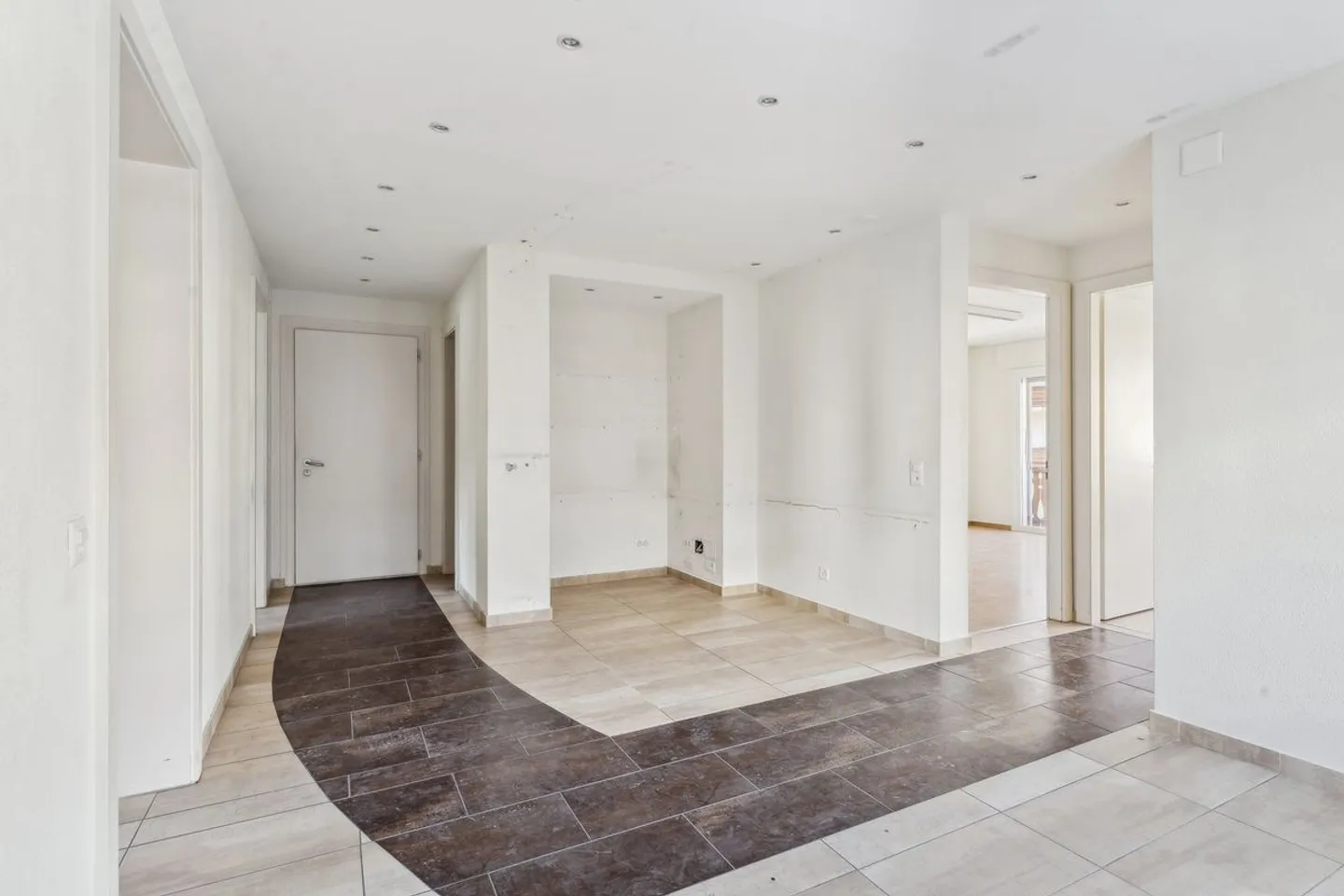 Rare opportunity in the heart of Crans-Montana - Photo 1 of 10