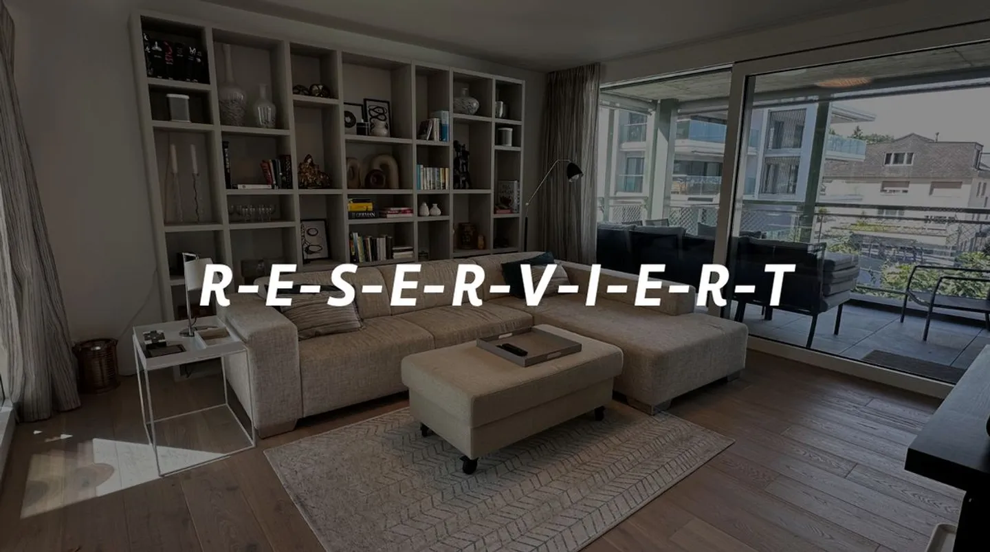 Furnished exclusive 3.5-room apartment with two balconies in the center of Thalwil - Photo 1 of 12