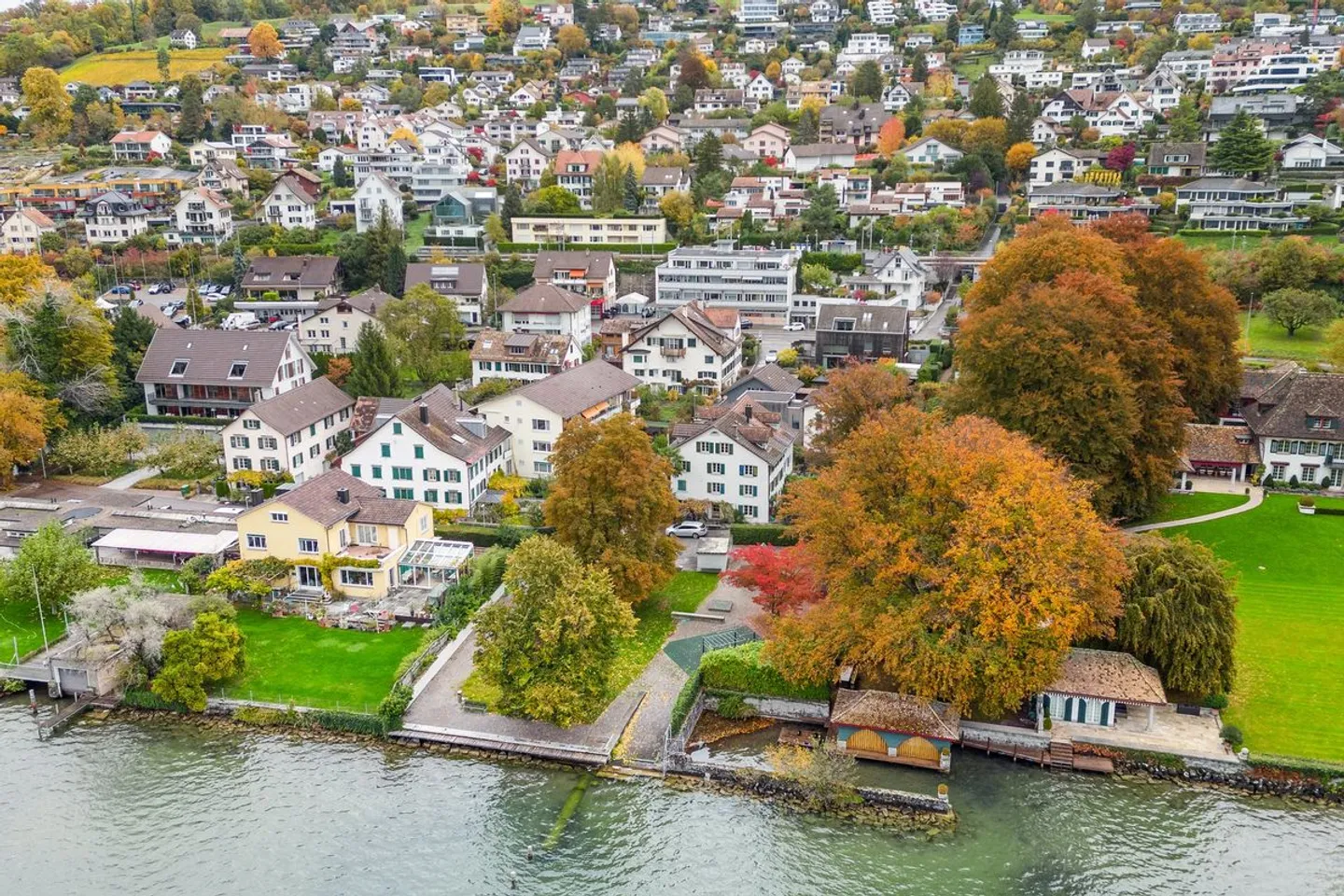 Attico-Maisonette direttamente sul Lago di Zurigo - Un rifugio per individualisti - Foto 8 di 9