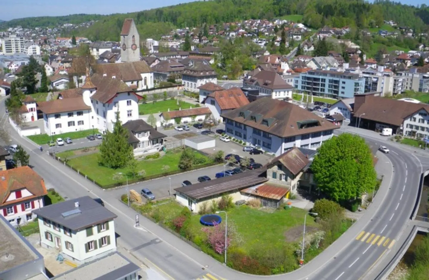 Central and Nature-Friendly: Building Land in Schöftland - Photo 1 of 2