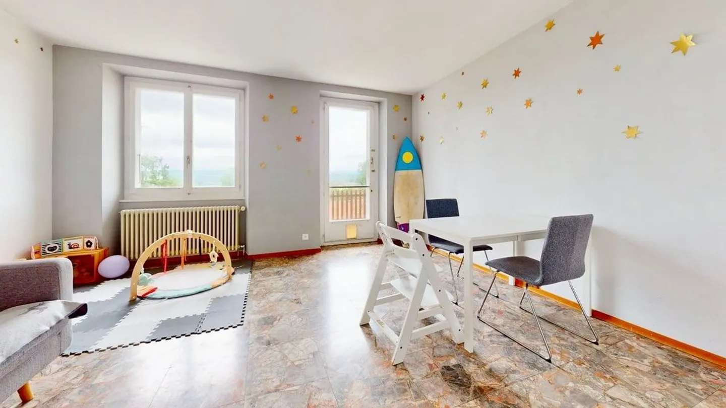Grandcour 4½ locali - 85 m², con balcone e giardino adiacente - Foto 3 di 9