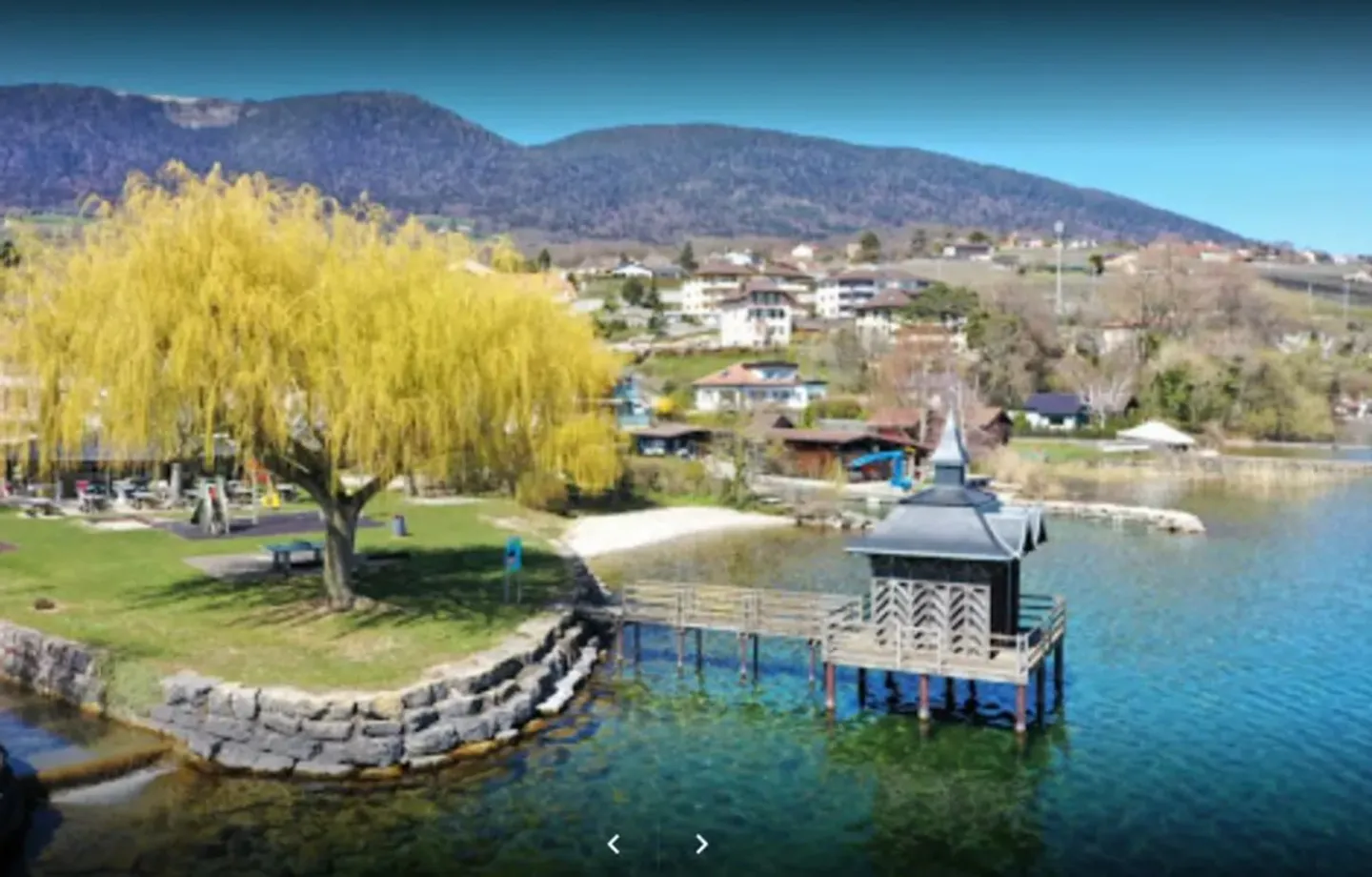 Immeuble résidentiel avec vue sur le lac de Neuchâtel - Photo 1 sur 2