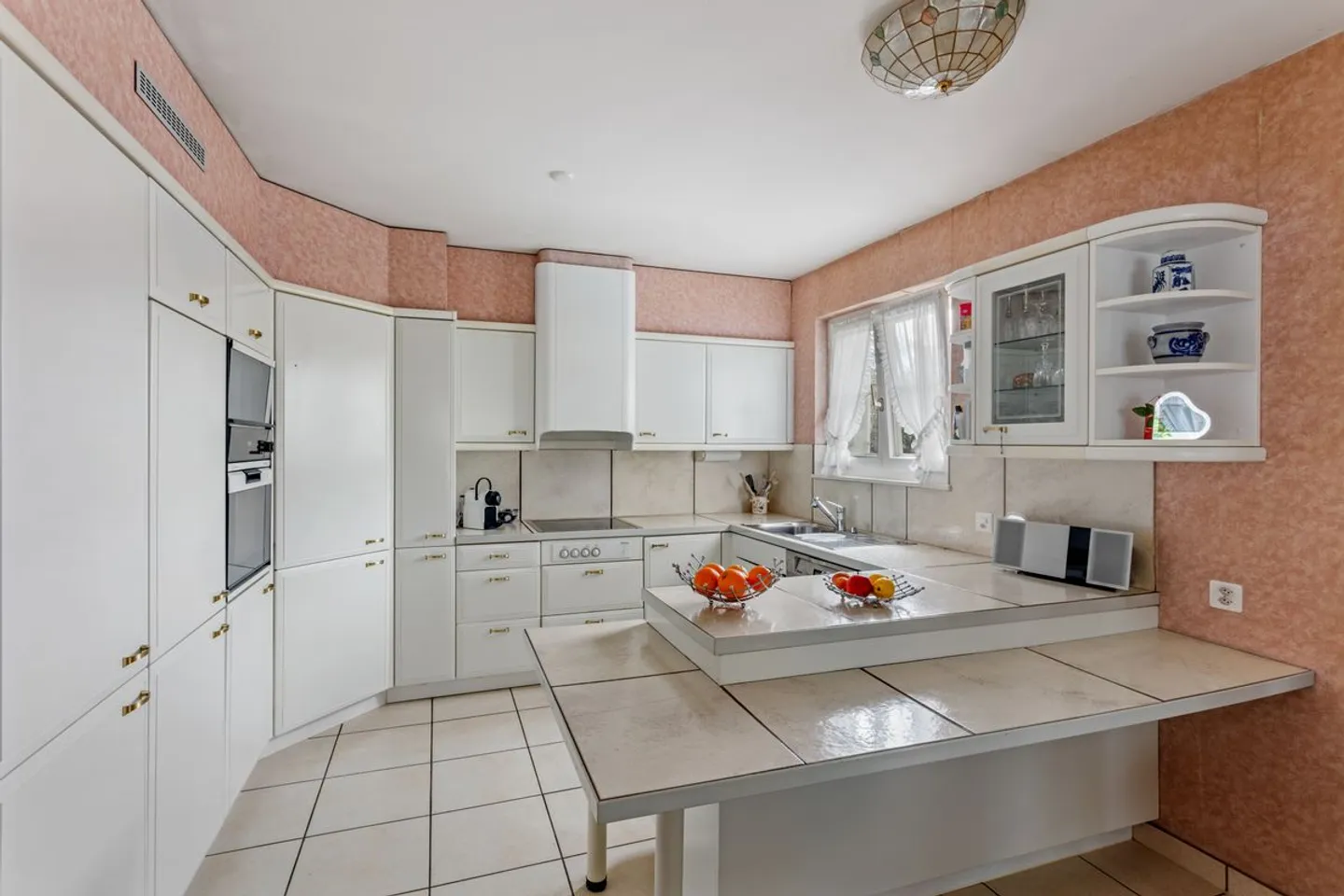 Incantevole casa ideale per una famiglia - Foto 8 di 13