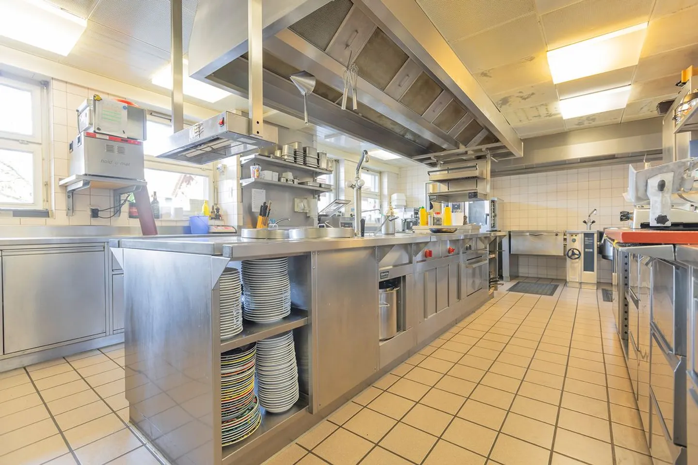 Ristorante di campagna distintivo con potenziale di riconversione - Foto 12 di 13