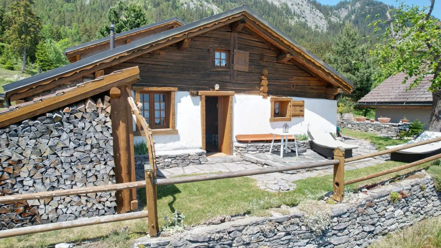 Chalet Authentique avec Vue Panoramique - Photo 4 sur 9