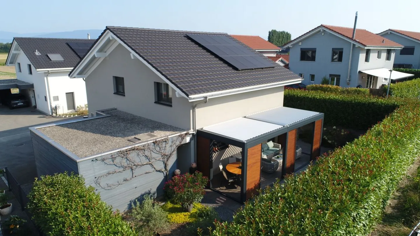 Villa individuelle avec pergola bioclimatique ! - Photo 5 sur 12