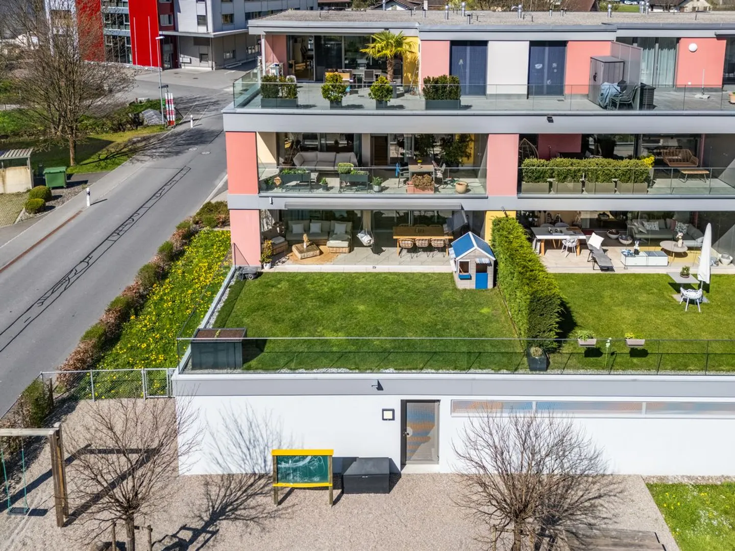 Bellissimo appartamento con giardino in diritto di superficie - Foto 11 di 13
