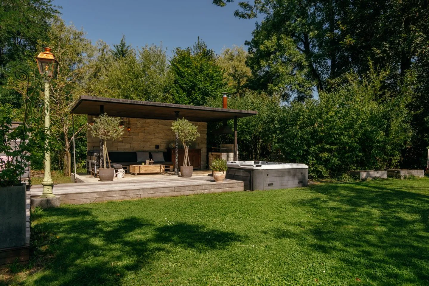 Charmantes Familienhaus am Reusskanal - Foto 10 von 13