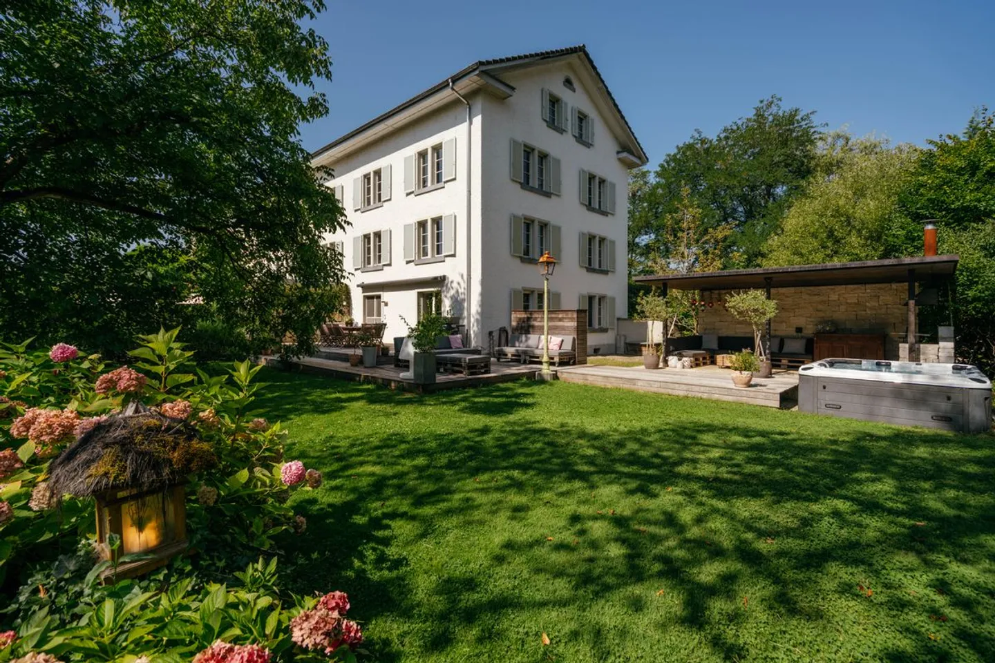 Charmantes Familienhaus am Reusskanal - Foto 1 von 13