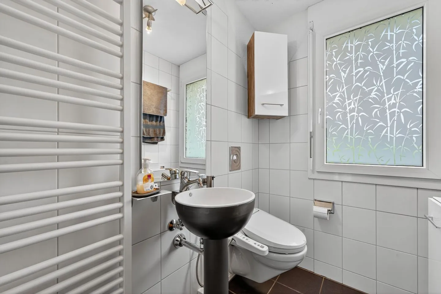 Casa unifamiliare indipendente con vista panoramica, piscina e giardino - efficiente dal punto di vista energetico e situata in posizione tranquilla - Foto 8 di 10