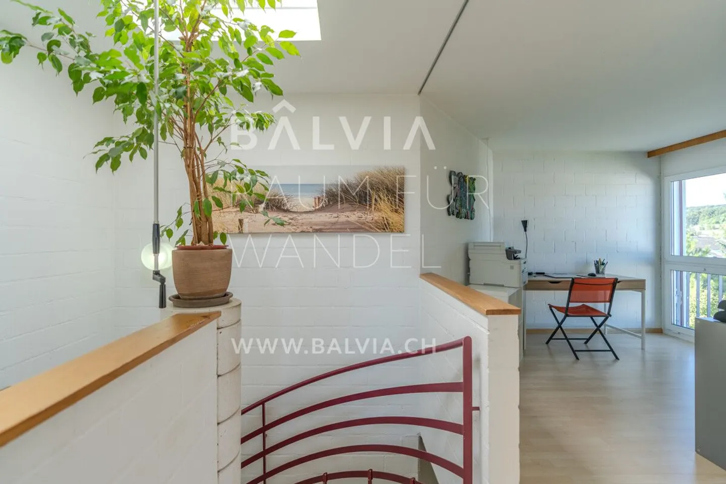 Maison familiale avec jardin - Photo 7 sur 13