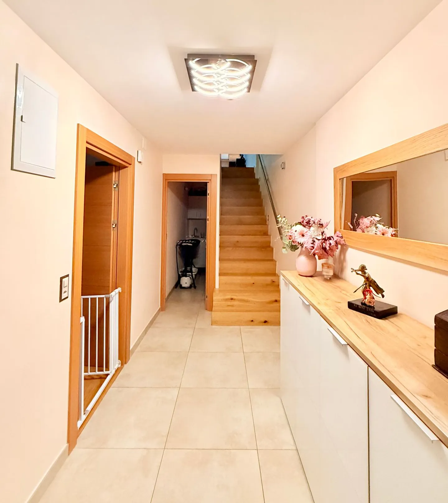 Clarmont - A sought-after address in immediate proximity to Morges - Photo 1 of 13