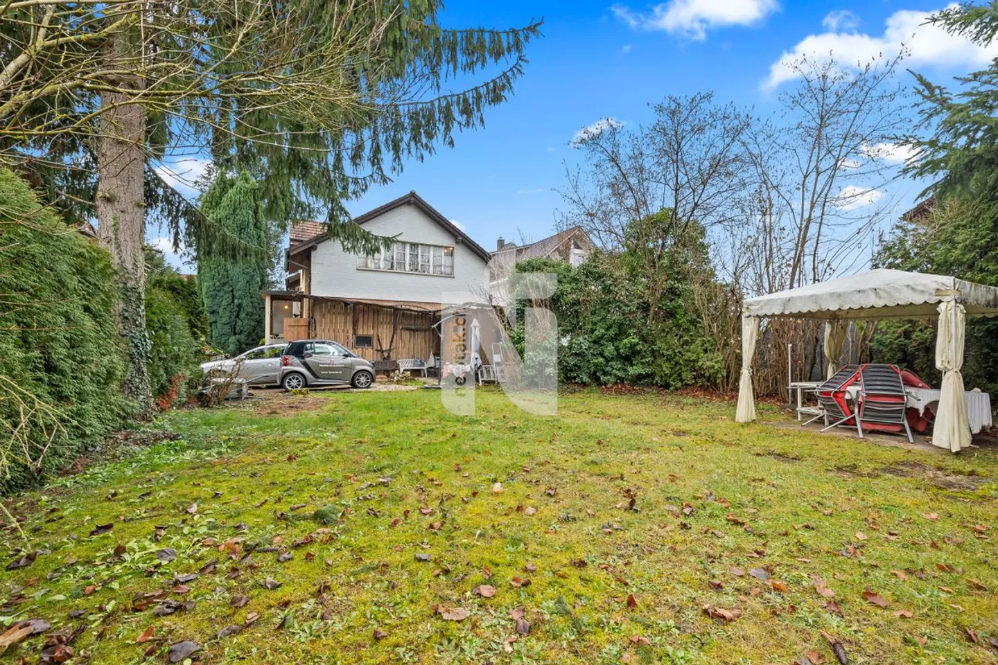 Ruhig, zentral, mit Schopf, grossem Garten und viel Potenzial - Foto 4 von 13