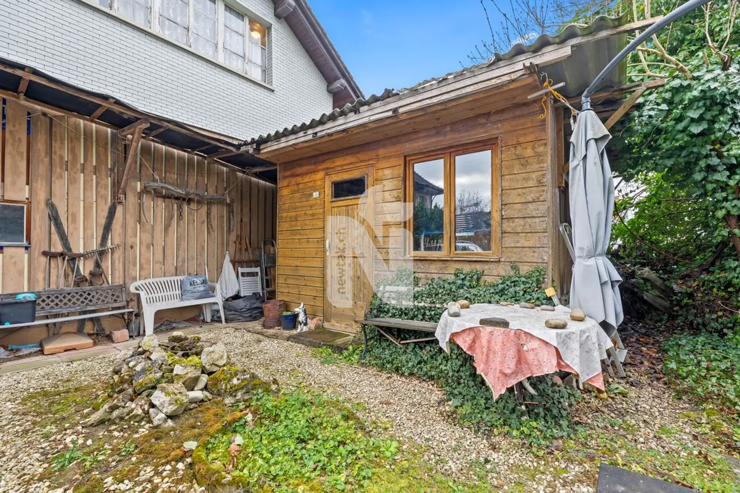 Ruhig, zentral, mit Schopf, grossem Garten und viel Potenzial - Foto 5 von 13